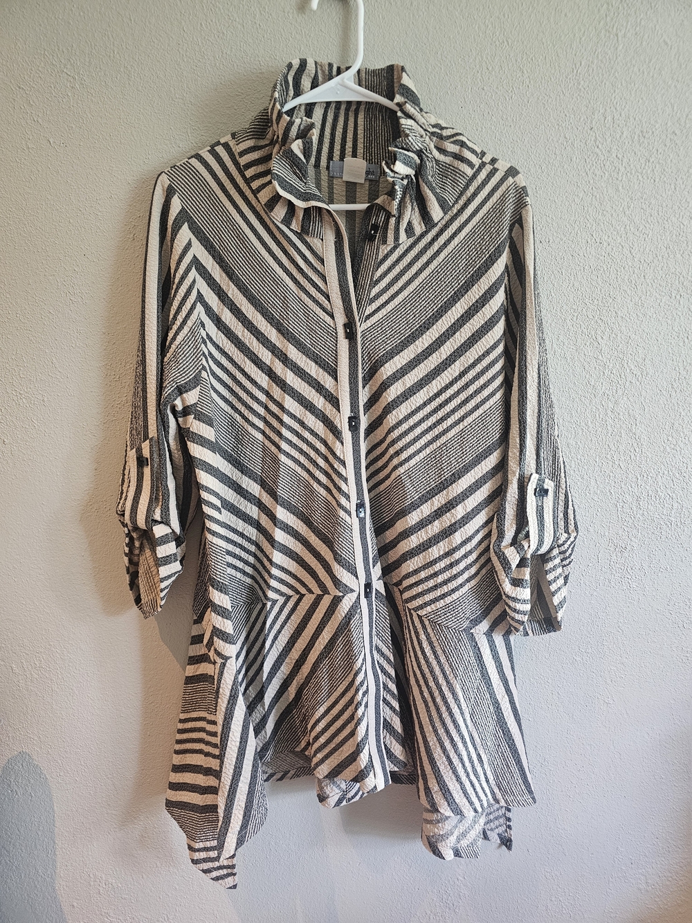 Moonlight Y&S Lagenlook Tunic Top L Black Cream Chevron Stripe Asymmetrical Hem